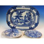 A MID 18th C. ENGLISH DELFT BLUE AND WHITE PAINTED WITH FLESHY LEAVES AND BLOSSOMS. Dia. 22cms. A