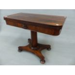 A WILLIAM IV ROSEWOOD FOLD OVER CARD TABLE ON COLUMN SUPPORT AND PLATFORM BASE. 90 x 90 x 69cm (
