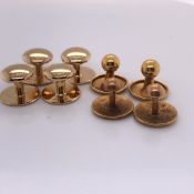 A SET OF FOUR 18ct MILLENNIUM HALLMARK DRESS STUDS, WITH A FURTHER SET OF TWO 18ct DRESS STUDS,