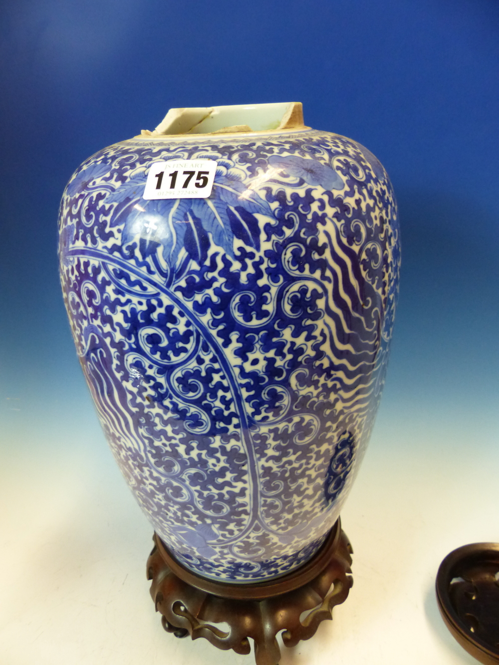 A CHINESE BLUE AND WHITE OVOID JAR, WOOD COVER AND STAND, PAINTED WITH THREE PHOENIX AMONGST - Image 9 of 14