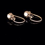 A PAIR OF ANTIQUE OLD CUT DIAMOND WIRE DROP EARRINGS. GROSS WEIGHT 1grm.