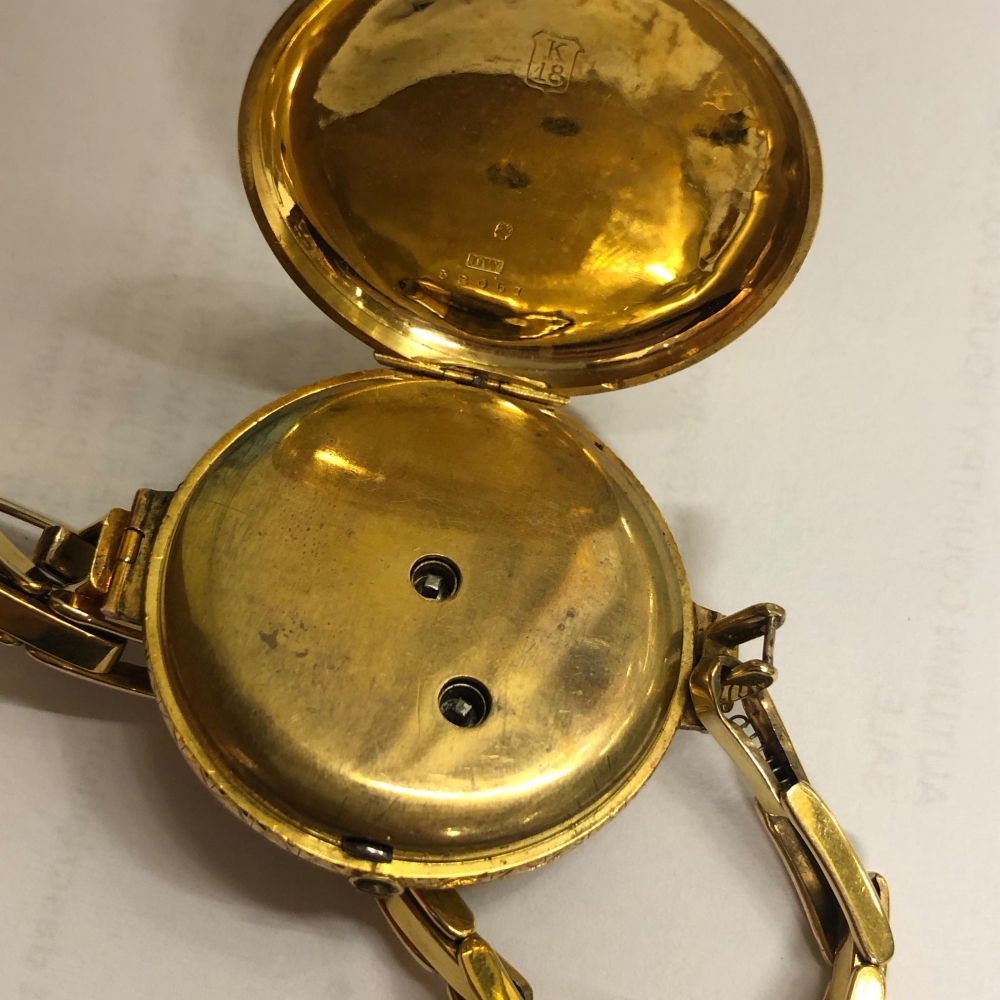 AN 18ct GOLD SWISS FOB WATCH REMODELLED AS A WRIST WATCH, CASE MARKED WITH SWISS HELVETIA - Image 8 of 11