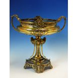 A EARLY 20th C. MAPPIN & WEBB HALLMARKED SILVER GILT PEDESTAL BOWL, WITH FOLIATE AND REEDED