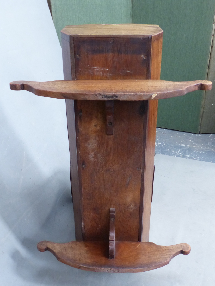 A LATE GEORGIAN MAHOGANY ROCKING CRADLE WITH INLAID DECORATION TO THE HOOD. 100cm (L). - Image 11 of 12