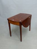 A 19th.C. MAHOGANY SMALL PEMBROKE TABLE ON SQUARE TAPERED LEGS WITH SPADE FEET. 79 x 107 x 71cm (H).