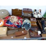 A QUANTITY OF TRINKET BOXES, DOMINOES, COLLECTABLES ETC.