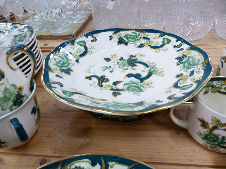 A MASONS IRON STONE CHARTREUSE PATTERN PART TEA AND DINNER SERVICE. - Image 20 of 40