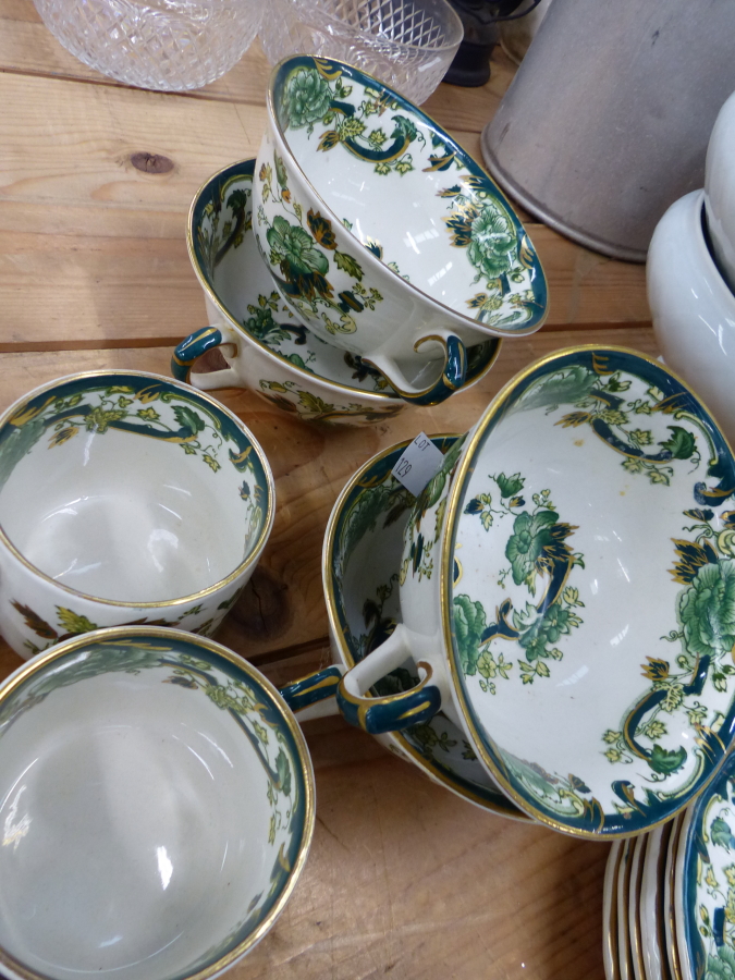 A MASONS IRON STONE CHARTREUSE PATTERN PART TEA AND DINNER SERVICE. - Image 18 of 40