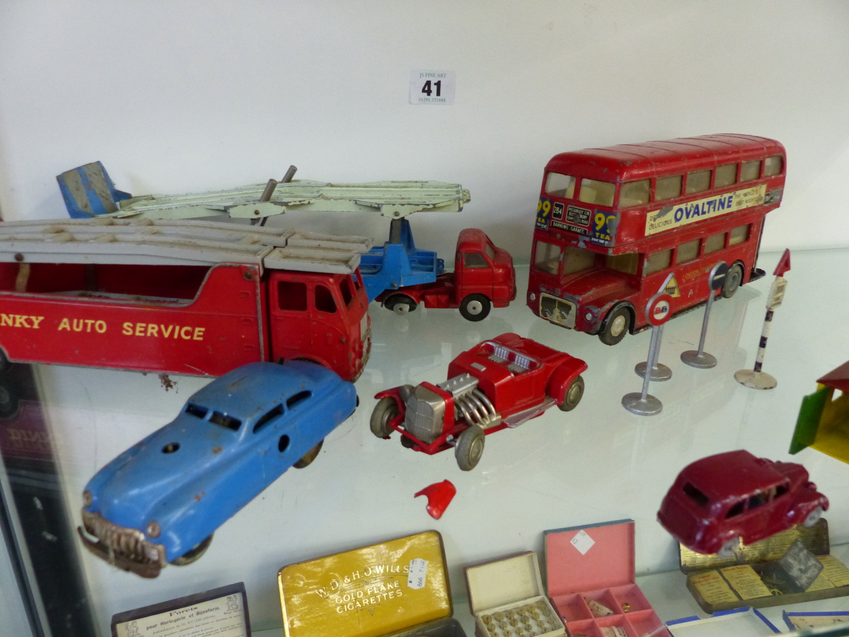 A SCHUCO CLOCK WORK HOT ROD, A TIN PLATE SCHUCO VARIANTO-LIMO, AND OTHER DIE CAST VEHICLES.