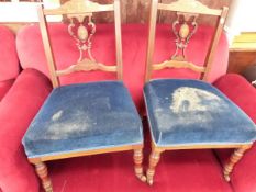 A PAIR OF EDWARDIAN INLAID SIDE CHAIRS.