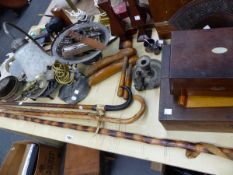 A VINTAGE SINGER SEWING MACHINE, A CARVED WALL BRACKET, OAK WRITING BOX, VICTORIAN ROSE WOOD BOX,