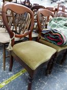 A SET OF FIVE VICTORIAN BALLOON BACK DINING CHAIRS.