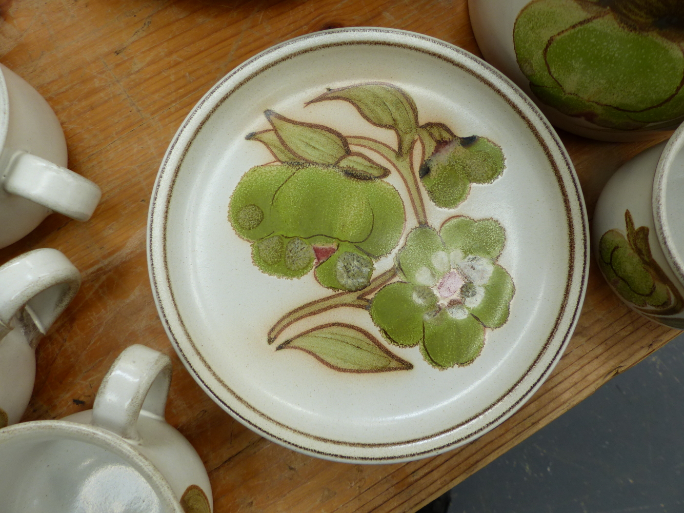 A DENBY TEA AND DINNER SERVICE. - Image 5 of 48