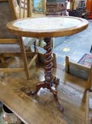 A VICTORIAN MAHOGANY TRIPOD TABLE.