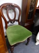 A PAIR OF VICTORIAN BALLOON BACK DINING CHAIRS.