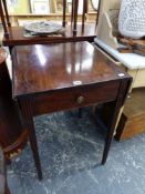 A GEORGIAN MAHOGANY SMALL PEMBROKE TABLE.