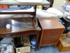 A GEORGIAN MAHOGANY SERPENTINE SIDE TABLE, A COFFEE TABLE, AND TWO BEDSIDE CHESTS.