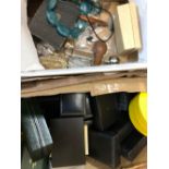 A QUANTITY OF COSTUME JEWELLERY AND VACANT JEWELLERY BOXES, KEYS, FISHING KNIFE ETC.