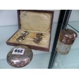 A HALLMARKED SILVER POCKET TOBACCO BOX, A SET OF SIX CONTINENTAL SILVER COFFEE SPOONS, AND A
