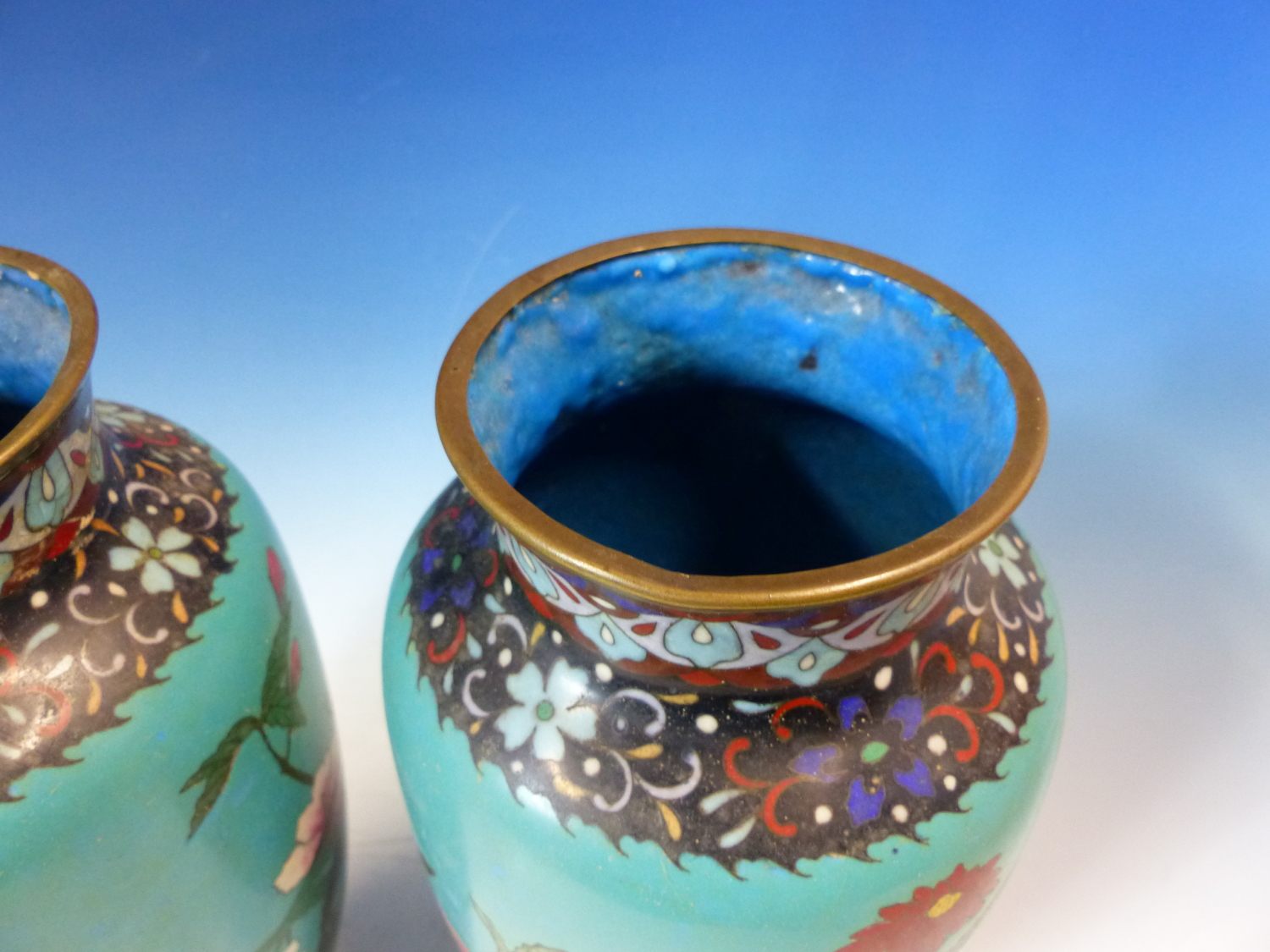 A PAIR OF JAPANESE CLOISONNE VASES WORKED WITH BIRDS AND FLOWERS ON A GREEN TURQUOISE GROUND. H - Image 4 of 11