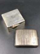 A HALLMARKED SILVER HINGED BOX WITH WOODED INNER DATED 1929 BIRMINGHAM, FOR WILLIAM NEALE & SON LTD,