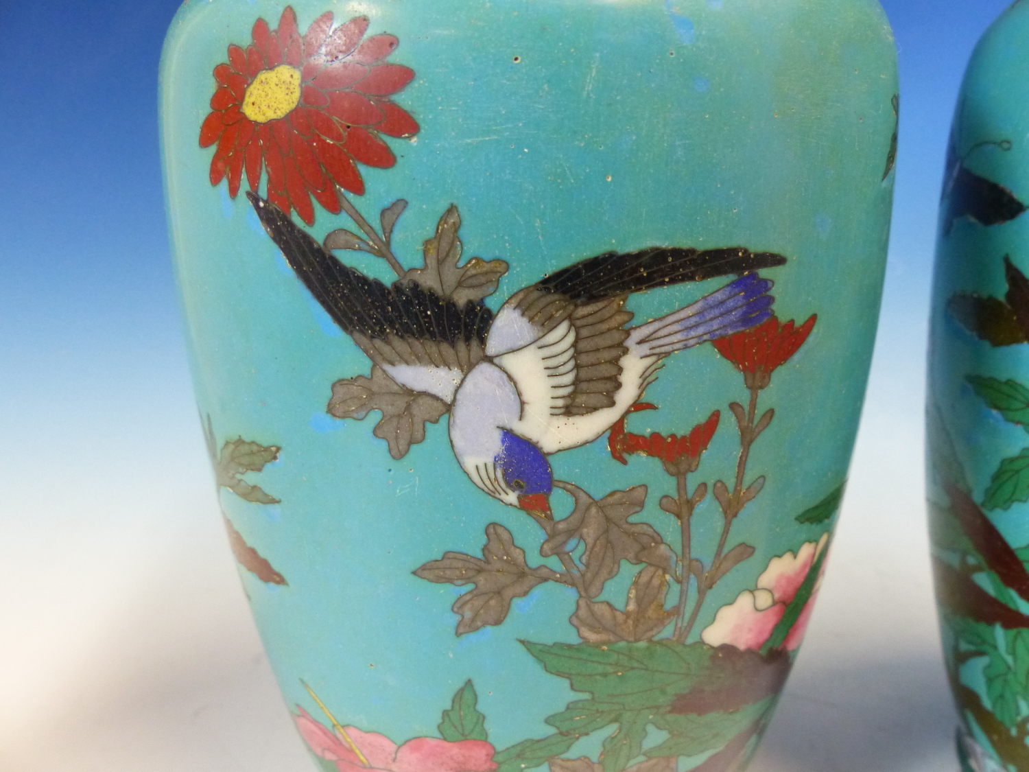 A PAIR OF JAPANESE CLOISONNE VASES WORKED WITH BIRDS AND FLOWERS ON A GREEN TURQUOISE GROUND. H - Image 5 of 11