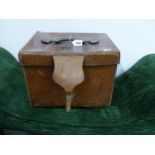 AN ARMY AND NAVY LEATHER HAT BOX LINED IN RED SCRIM. W 37.5 x D 31 x H 27cms.