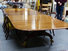AN EARLY 19th C. METAMORPHIC MAHOGANY TABLE PLUS FOUR LEAVES, THE LIBRARY TABLE OPENING OUT ON A