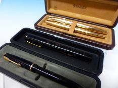 THE CONWAY PEN, CONWAY STEWART LONDON, NO 475, FOUNTAIN PEN, WITH A 14ct GOLD NIB, TOGETHER WITH A