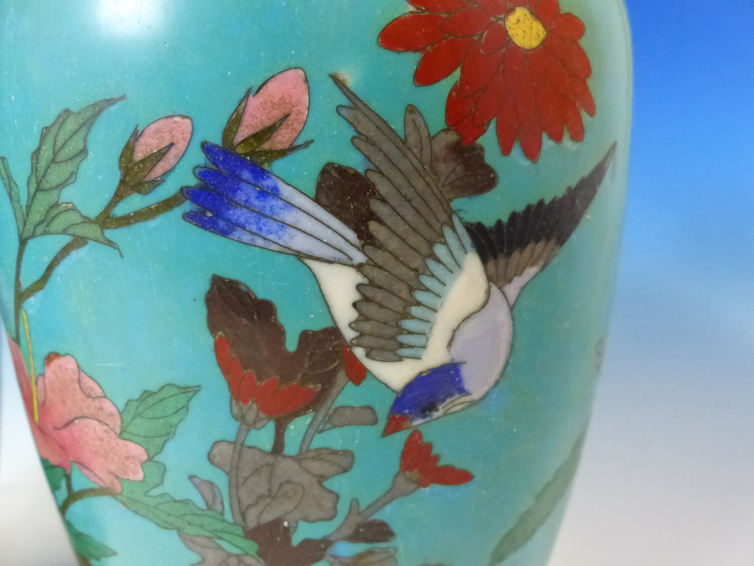 A PAIR OF JAPANESE CLOISONNE VASES WORKED WITH BIRDS AND FLOWERS ON A GREEN TURQUOISE GROUND. H - Image 8 of 11