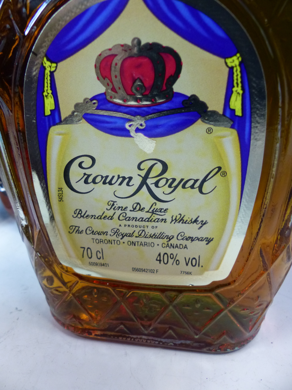 WHISKY, A 70CL BOTTLE OF CROWN ROYAL WHISKY, RUTHERFORDS WHISKY WITHIN A BULL SHAPED CONTAINER AND A - Image 3 of 4
