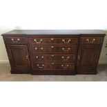 Custom Federal-style mahogany buffet cabinet having fine satinwood fan inlay, 32" H x 70 W x 16"