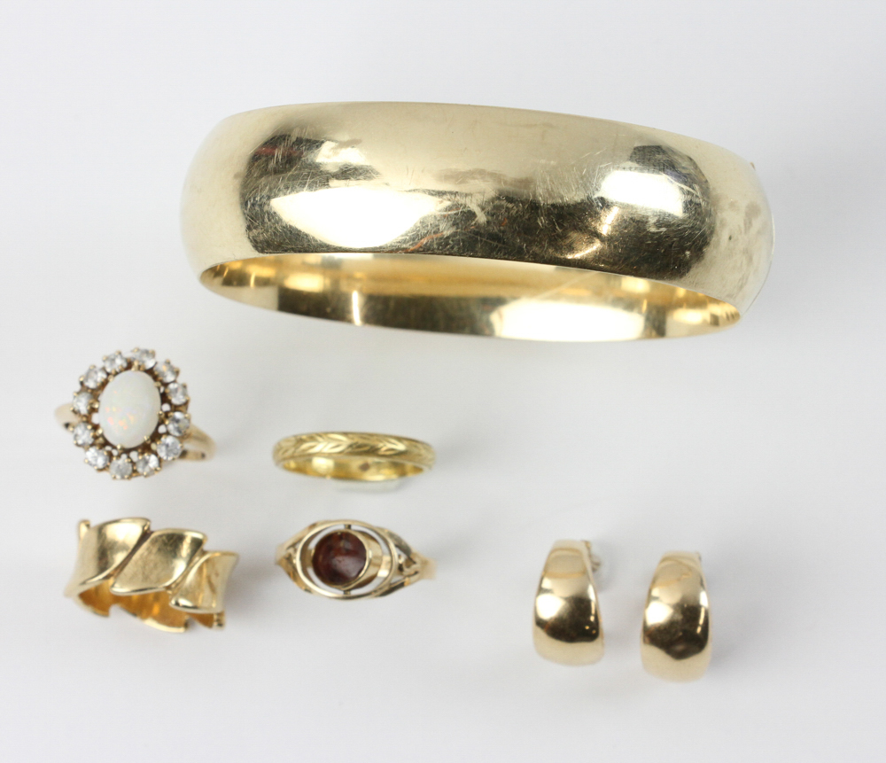 14k gold jewelry, to include: bangle bracelet and rings, approximately 39 grams TW, with 18k gold