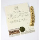Ladies' designer 18k yellow gold fancy swirl link bracelet, circa 1960s, contains fourteen (14)