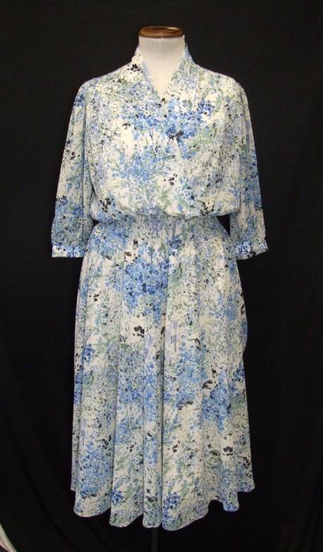 Vintage Parigi Floral Print Dress & Jacket size 10, Vintage Alexon Floral Print Dress size 12 & - Image 4 of 5