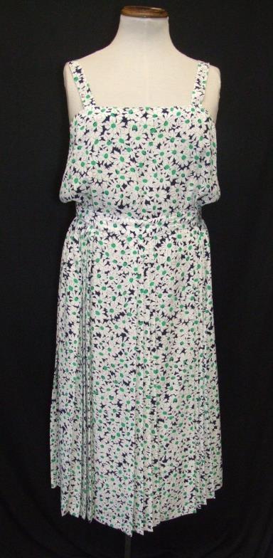 Vintage Parigi Floral Print Dress & Jacket size 10, Vintage Alexon Floral Print Dress size 12 & - Image 2 of 5