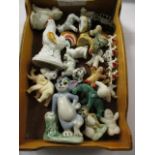 BOX TO INCLUDE ASSORTED WADE WHIMSIES, TOM & JERRY ETC