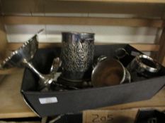 BOX CONTAINING MIXED SILVER PLATED WARES TO INCLUDE A BOTTLE HOLDER, PEDESTAL DISH, BERRY SPOONS ETC