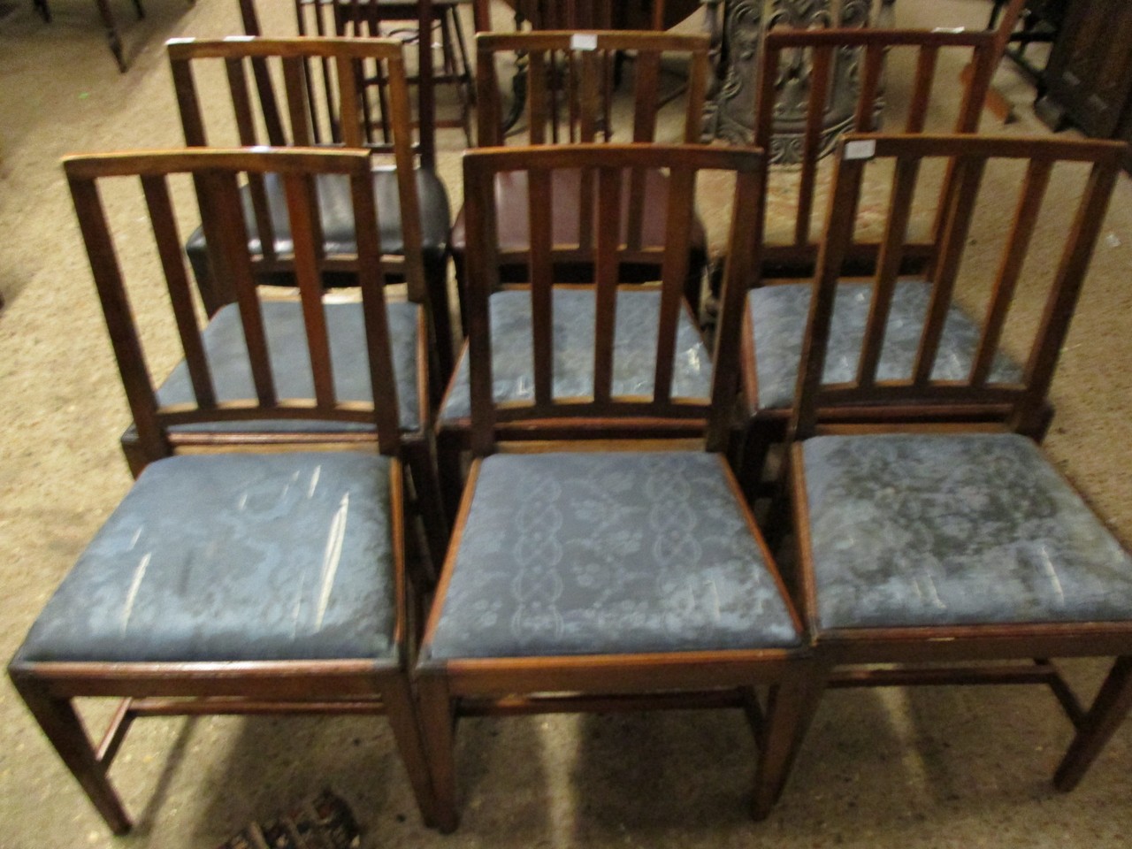 MAHOGANY FRAMED SET OF SIX DINING CHAIRS WITH SPLAT BACK AND BLUE UPHOLSTERED DROP IN SEATS (6)
