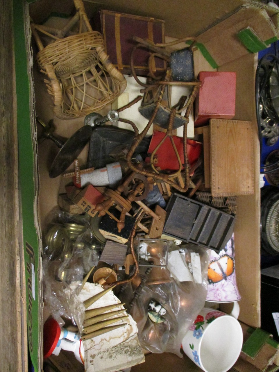BOX OF MIXED DOLLS HOUSE FURNITURE ETC