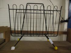 GOOD QUALITY WIRE WORK MAGAZINE STAND