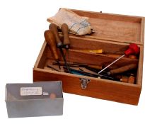 Quantity of engraving tools including four tungsten gravers and other engraving tools in wooden