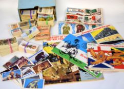 Extensive quantity of tea cards and cigarette cards including Brooke Bond, Hornimans and Lyons,