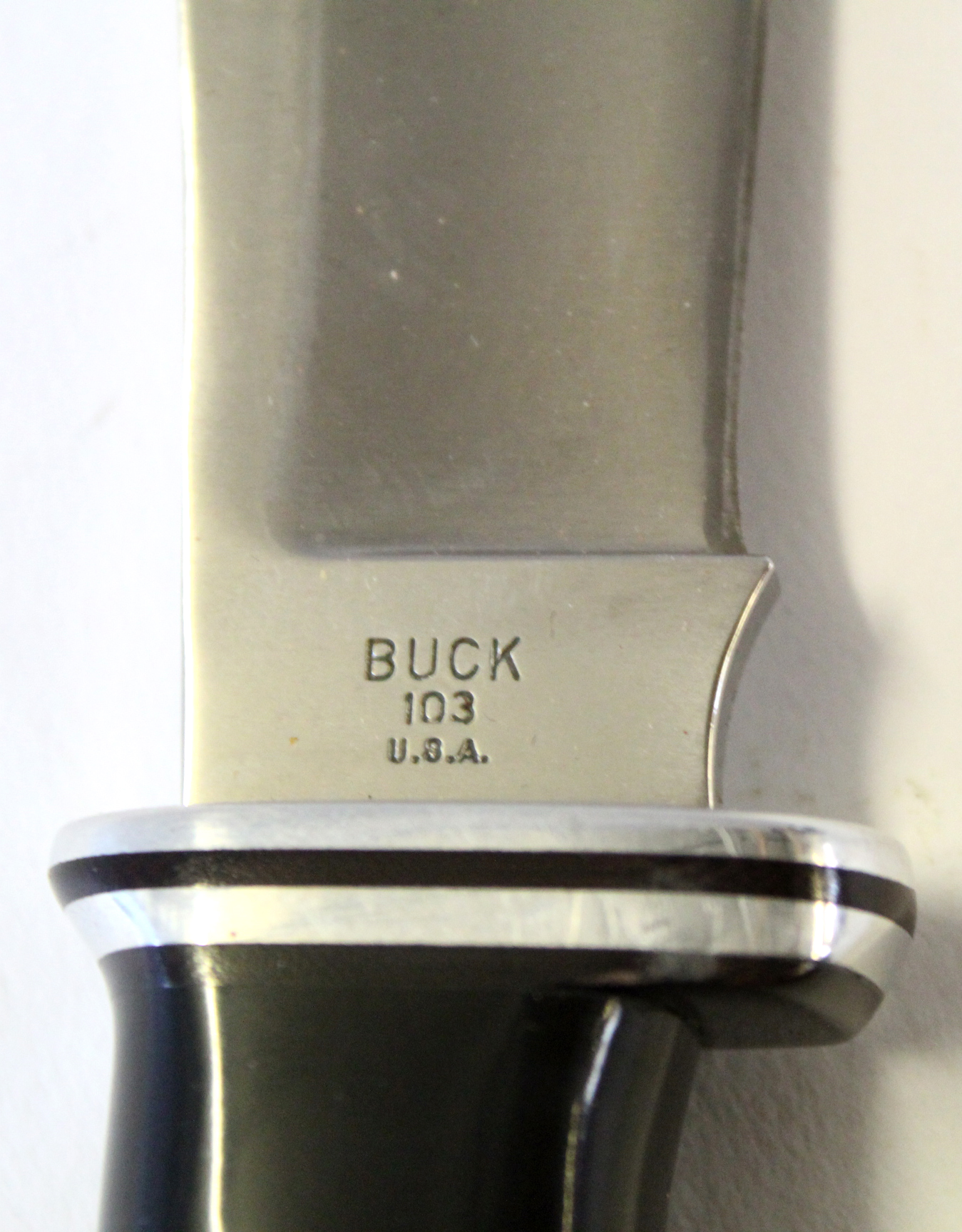 Buck (USA) skinning knife, blade length approx 10cm, complete with sheath, made of bronze - Image 3 of 4