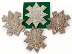 Group of cap badges to include Royal Highlander Black Watch 9th Btn Glasgow Highlanders, Glasgow