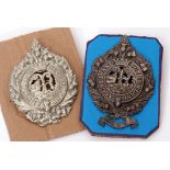 Pair of Argyll & Sutherland Highlander badges consisting of one with 8th ASH to base (2)