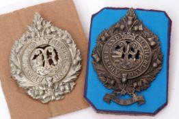 Pair of Argyll & Sutherland Highlander badges consisting of one with 8th ASH to base (2)