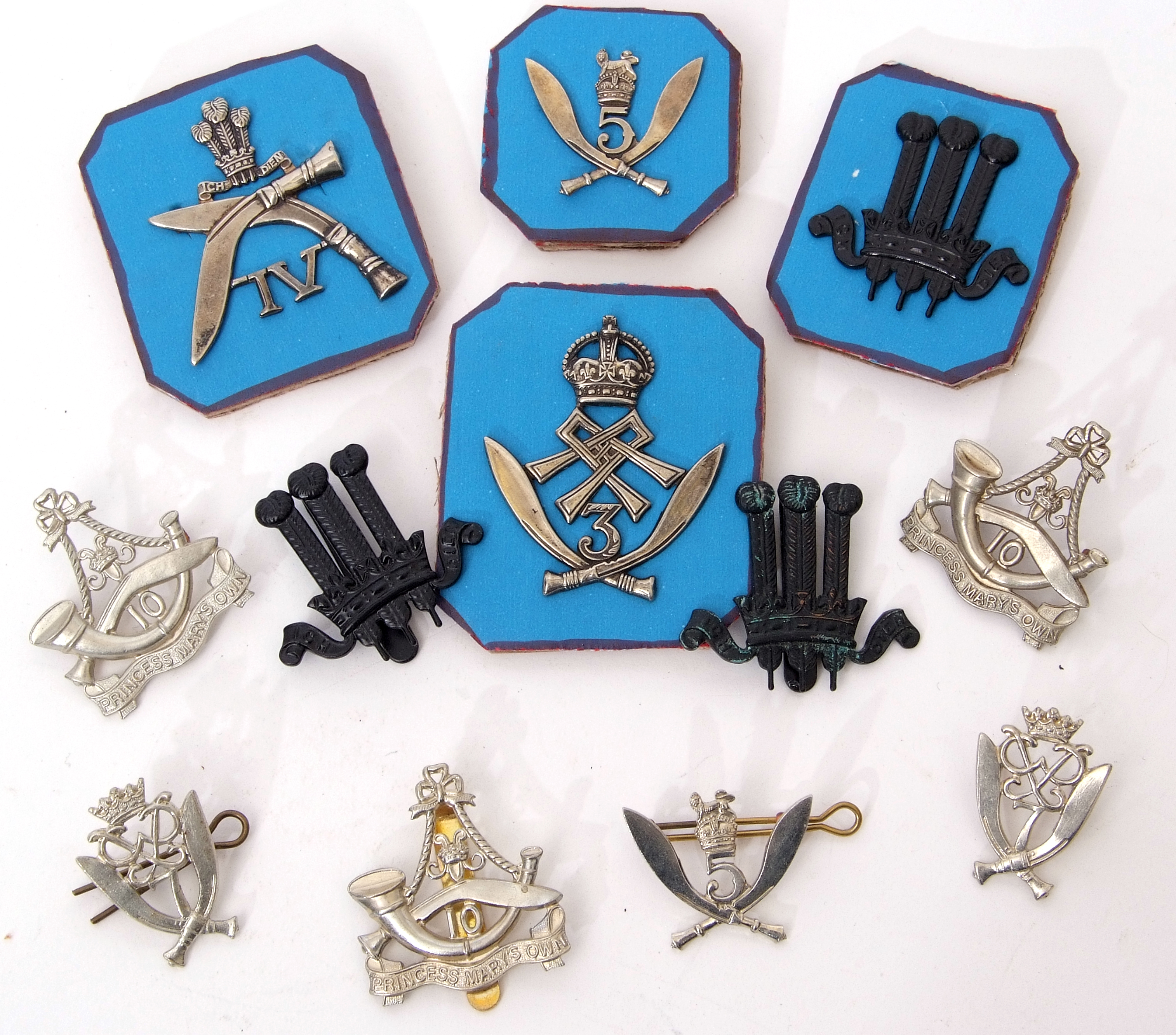 Mixed Lot: Gurkha cap badges to include 4th Prince of Wales Gurkhas, 5th Gurkha Rifles, 7th Gurkha