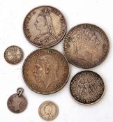 Small quantity of English silver coins to include 1890 Victorian half crown, George V 1935 crown,
