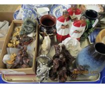 TRAY CONTAINING COUNTRY CRAFT COLLECTION VASE, MIXED RESIN FIGURES ETC